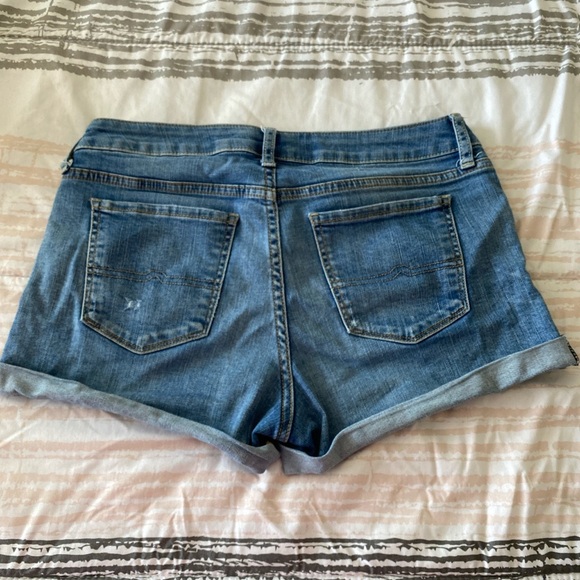 Denim shorts - Picture 2 of 2
